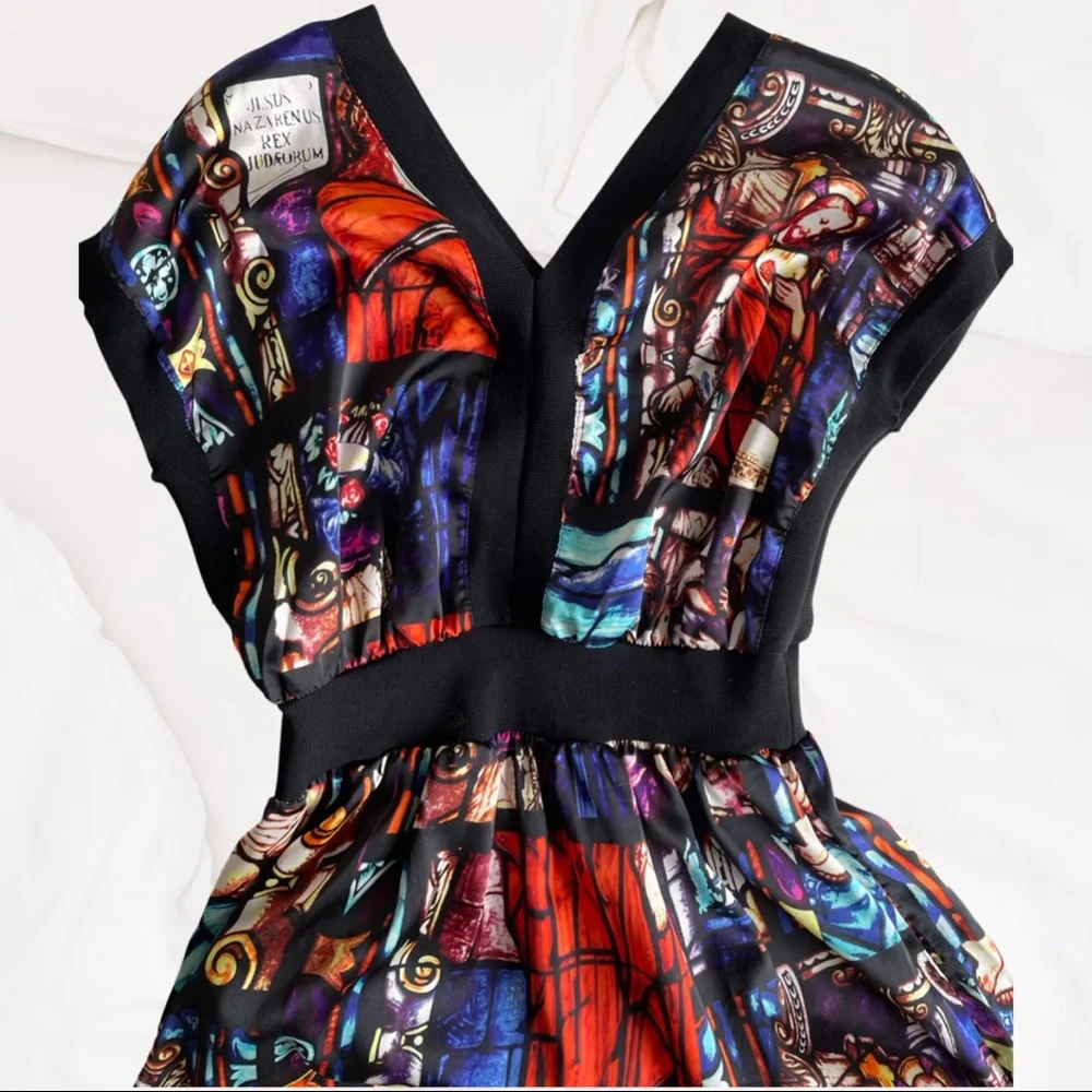 Divine PURUIDI Italian designer maxi dress with stained glass biblical print - Picture 5 of 10
